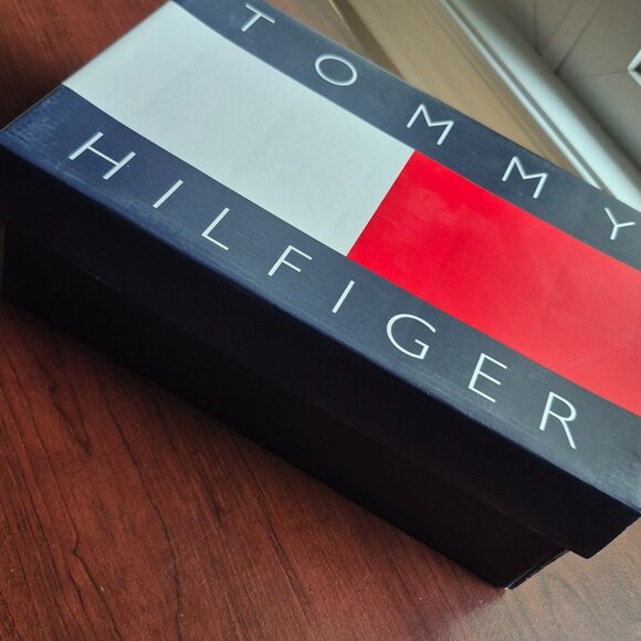 BNIB Tommy Hilfiger Sandals Shoes Red Womens 7M EU 37.5 - Picture 4 of 7